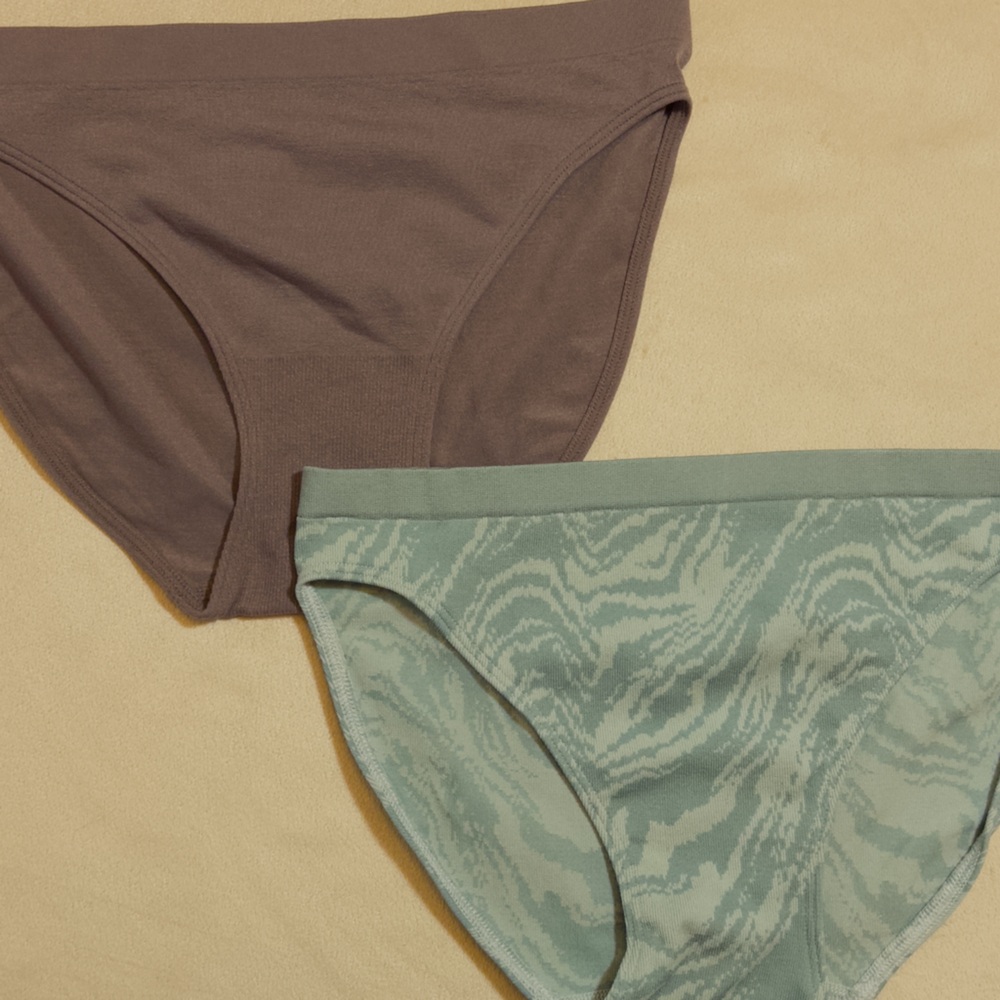 Victoria's Secret Seamless Briefs Duo — Sage Green & Taupe